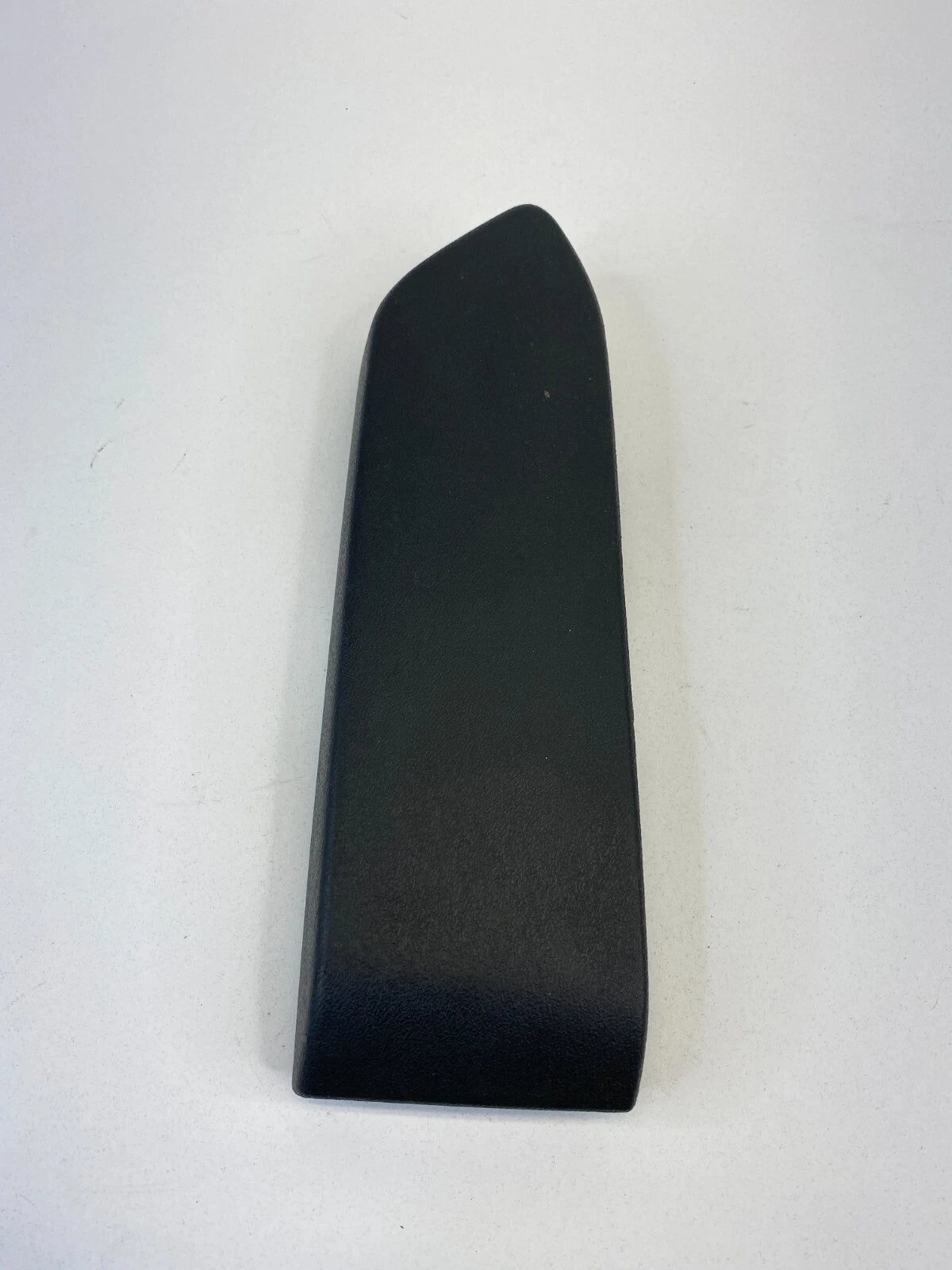 2004-2006 MITSUBISHI GALANT REAR LEFT SIDE INTERIOR DOOR ARMREST ARM REST OEM