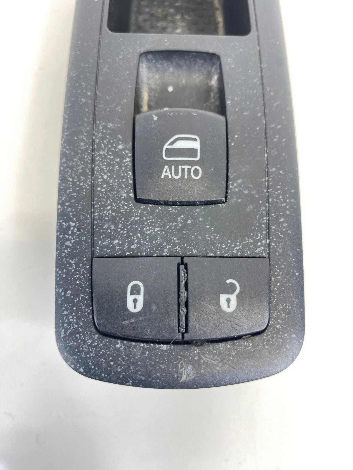 2015-2017 Chrysler 200 Front Right Side Power Window Control Switch 68228155AA