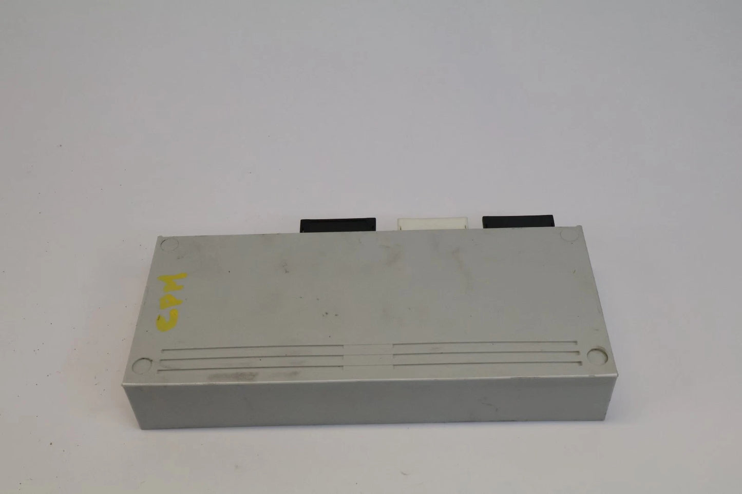2011-2016 BMW 528I 535I 550I TAILGATE TRUNK LID CONTROL MODULE 61357327886 OEM
