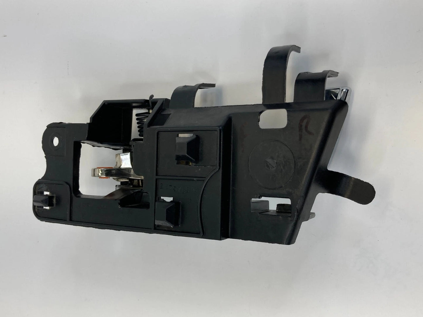 2004-2006 CADILLAC SRX FRONT RIGHT PASSENGER SIDE INTERIOR DOOR HANDLE ASSY OEM
