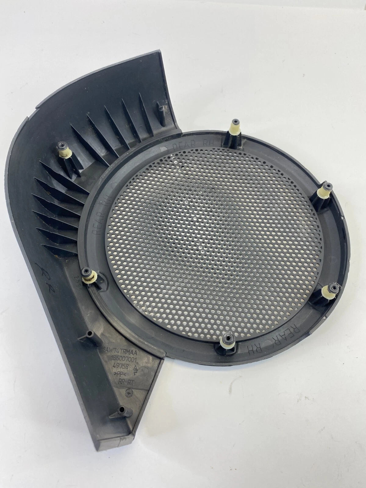 08-17 JEEP PATRIOT REAR RIGHT SIDE DOOR PANEL SPEAKER COVER GRILLE 1AW74TRMAA
