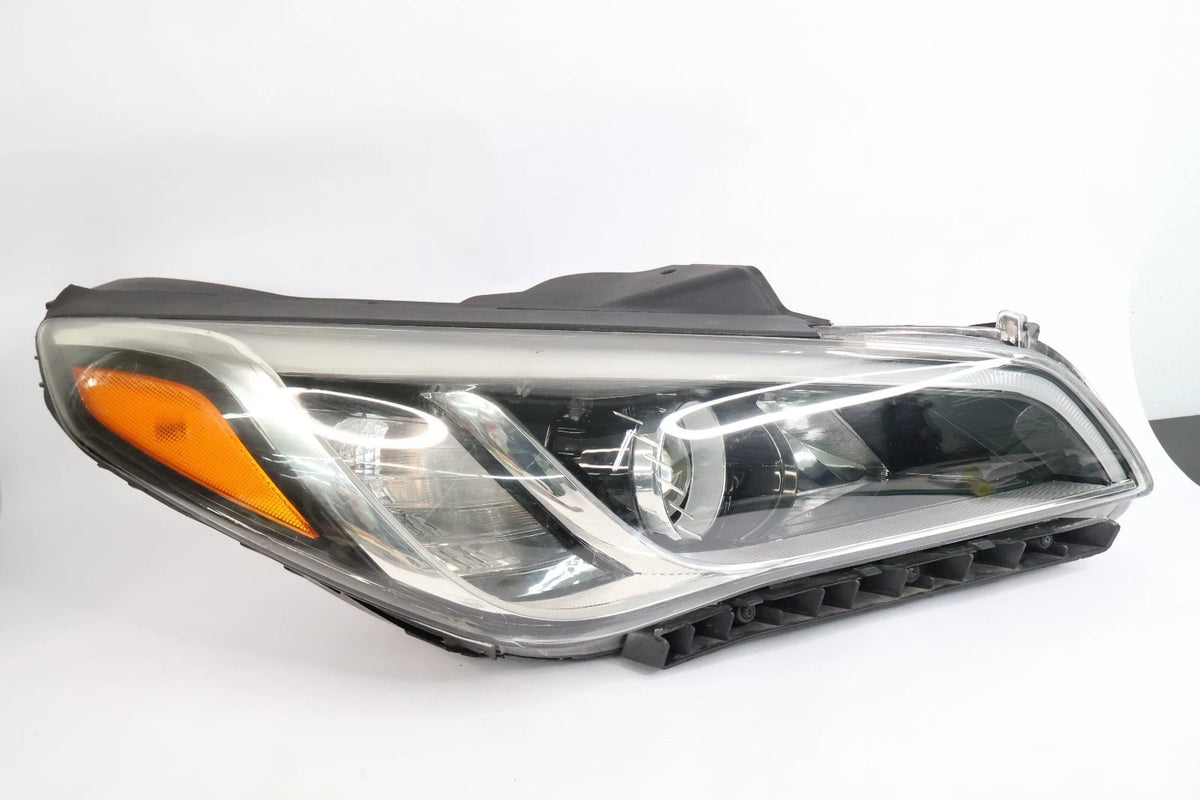 2015-2017 HYUNDAI SONATA RIGHT PASSENGER SIDE HEADLIGHT HEAD LAMP HALOGEN