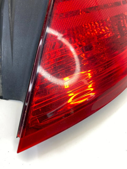 2013-2019 FORD TAURUS INTERCEPTOR SEDAN RIGHT SIDE OUTER TAILLIGHT LAMP ASSY OEM