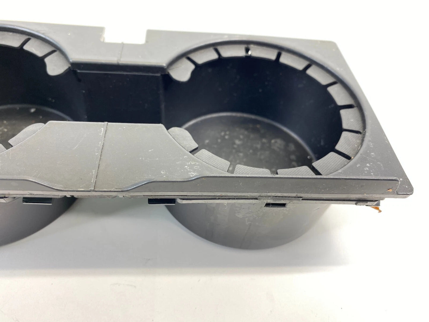 2003-2005 SUZUKI GRAND VITARA CENTER CONSOLE CUP HOLDER 75820-50J00 OEM