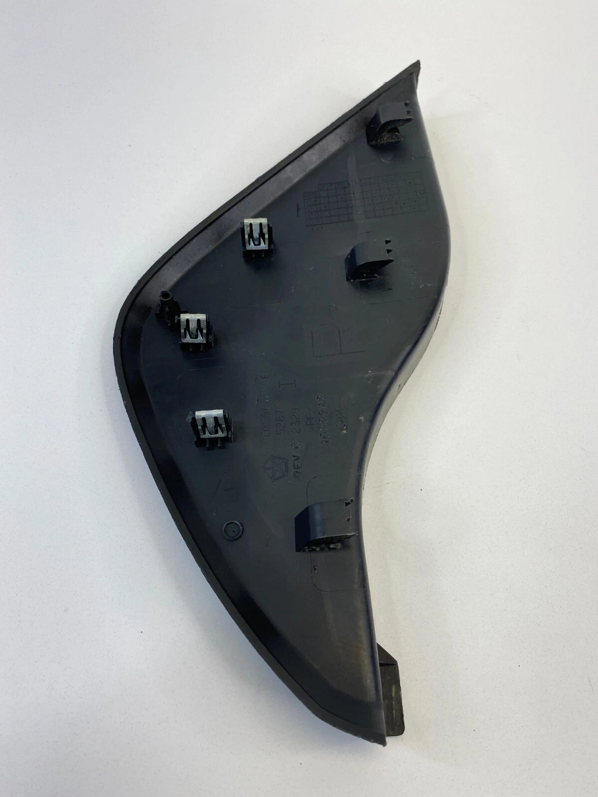 11-14 DODGE AVENGER FRONT RIGHT PASSENGER SIDE DASH END COVER TRIM 0XS90TRMAB