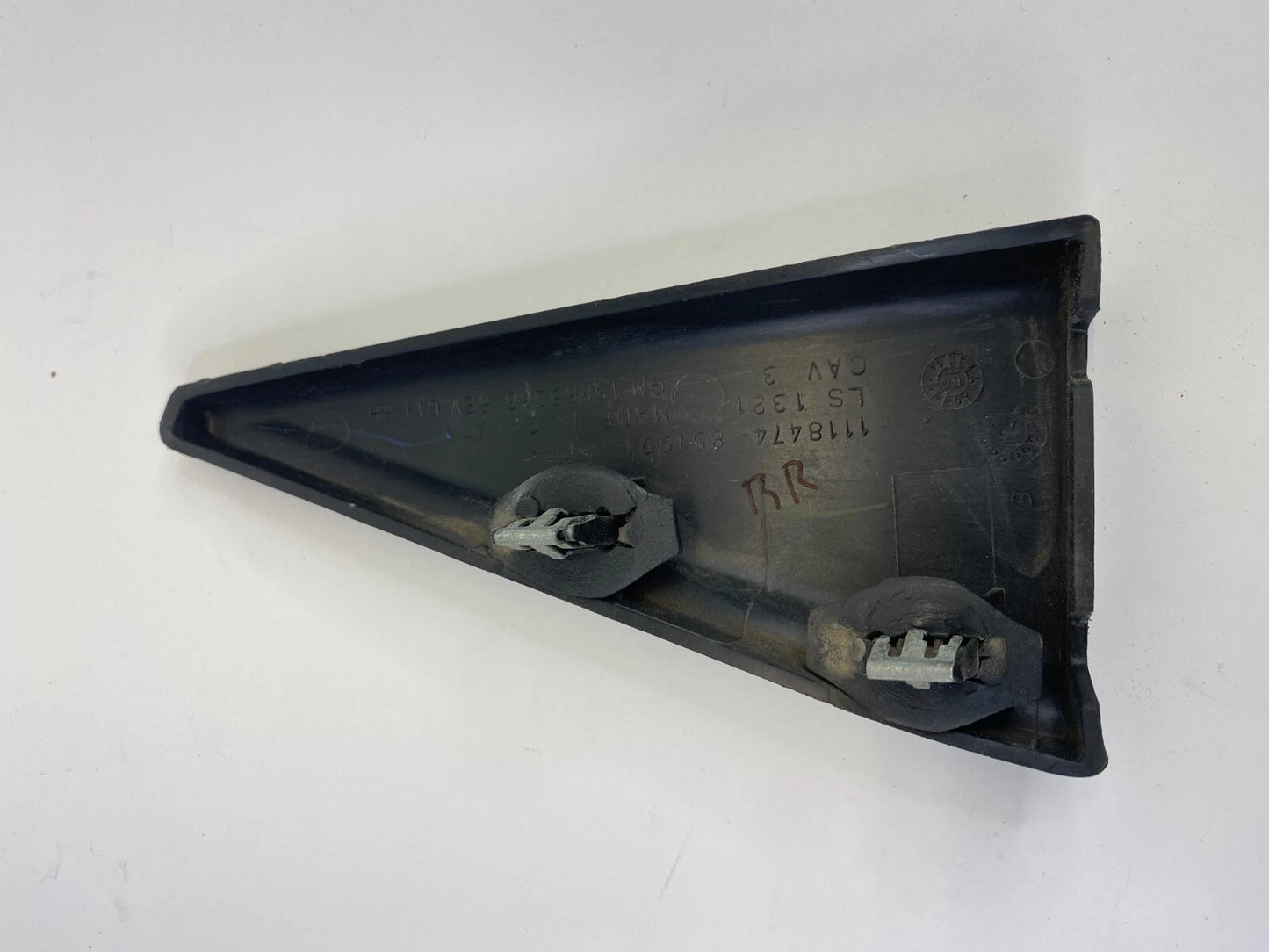 2006-2013 CHEVROLET IMPALA REAR RIGHT INNER UPPER DOOR CORNER COVER 15865368 OEM