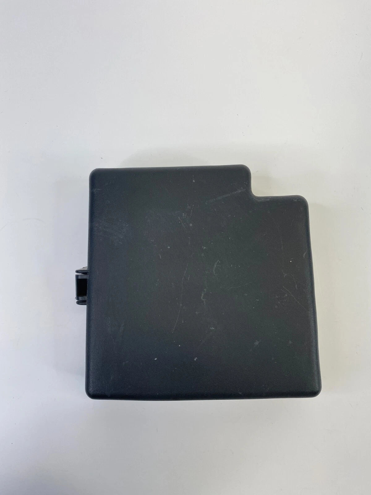 2004-2006 LEXUS LS430 4.3L ENGINE FUSE RELAY BOX UPPER CAP LID COVER 82662-50110