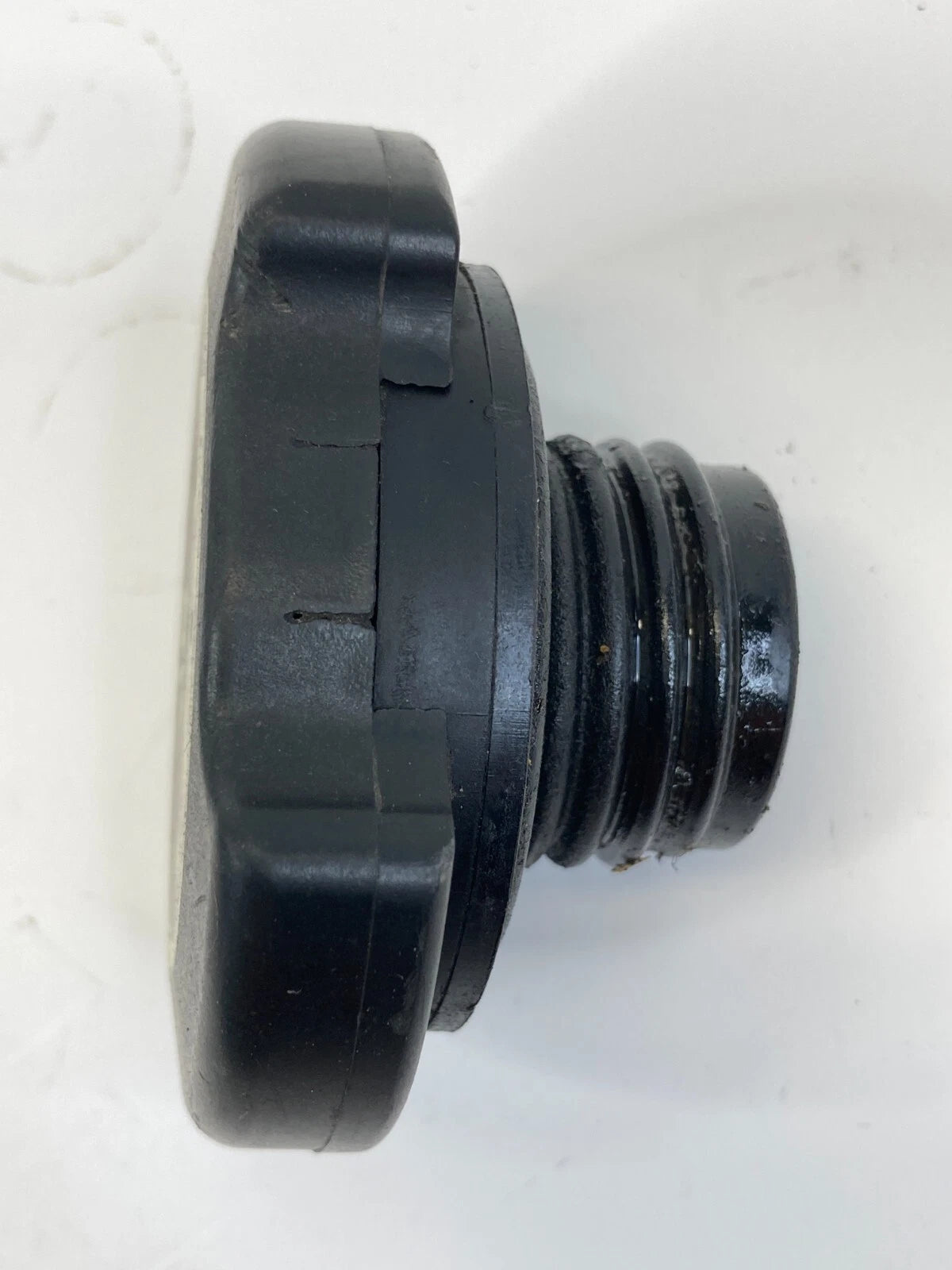 1992-2000 FORD RANGER 4.0L V6 OHV 12V ENGINE OIL FILLER FLUID CAP E9AE-6766-AA