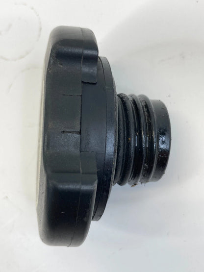 1992-2000 FORD RANGER 4.0L V6 OHV 12V ENGINE OIL FILLER FLUID CAP E9AE-6766-AA