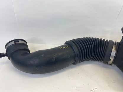02-07 JEEP LIBERTY 3.7L AIR INTAKE DUCT & UPPER AIR FILTER HOUSING 53013727AA
