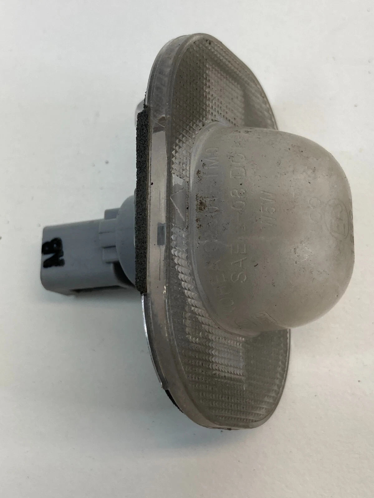 12-17 HYUNDAI ACCENT SDN BACK REAR TRUNK LID LICENSE PLATE LIGHT LAMP LENS OEM