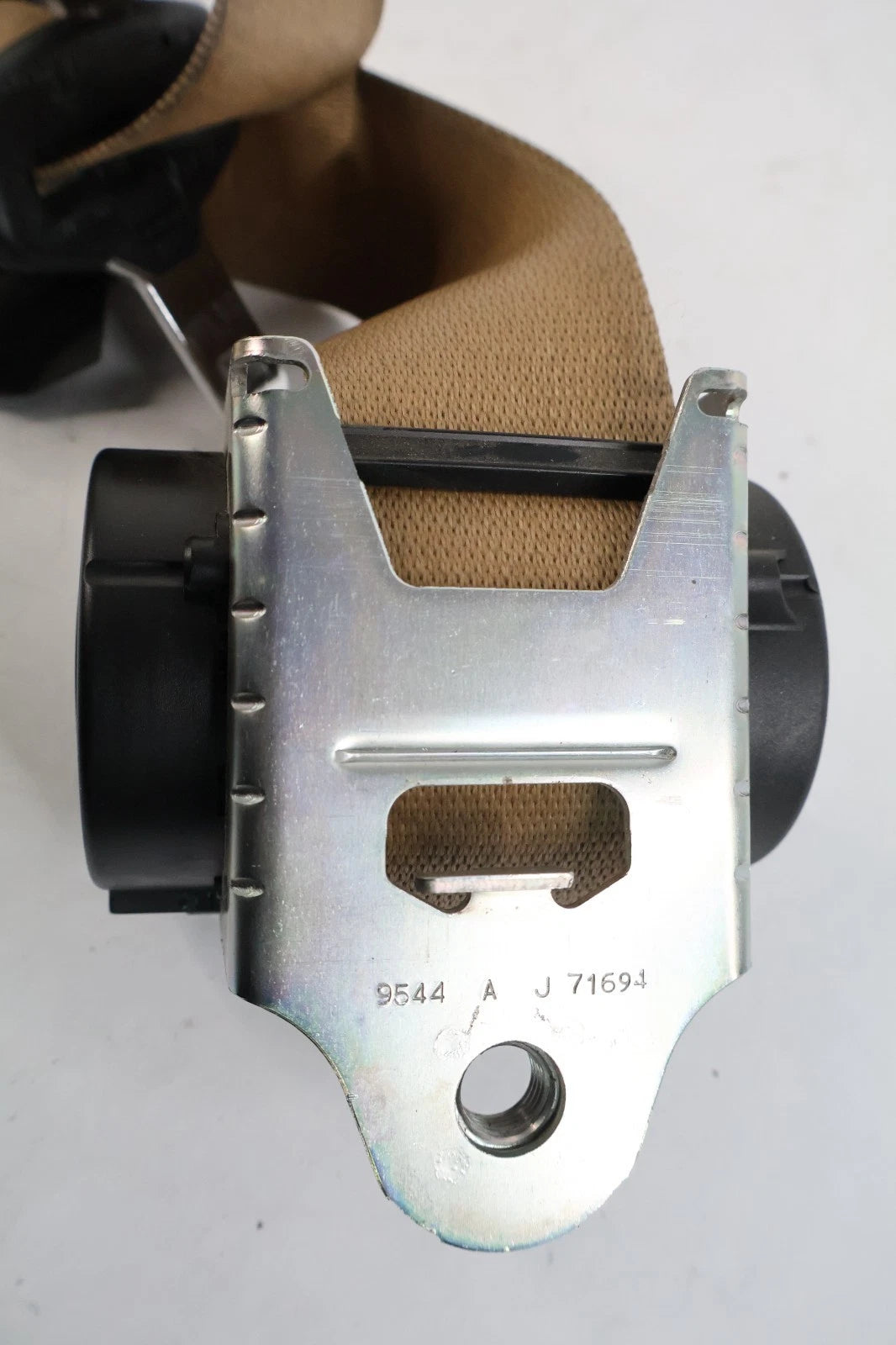 2006-2010 MERCEDES W251 R350 FRONT RH PASSENGER SEAT BELT RETRACTOR 33028136 OEM