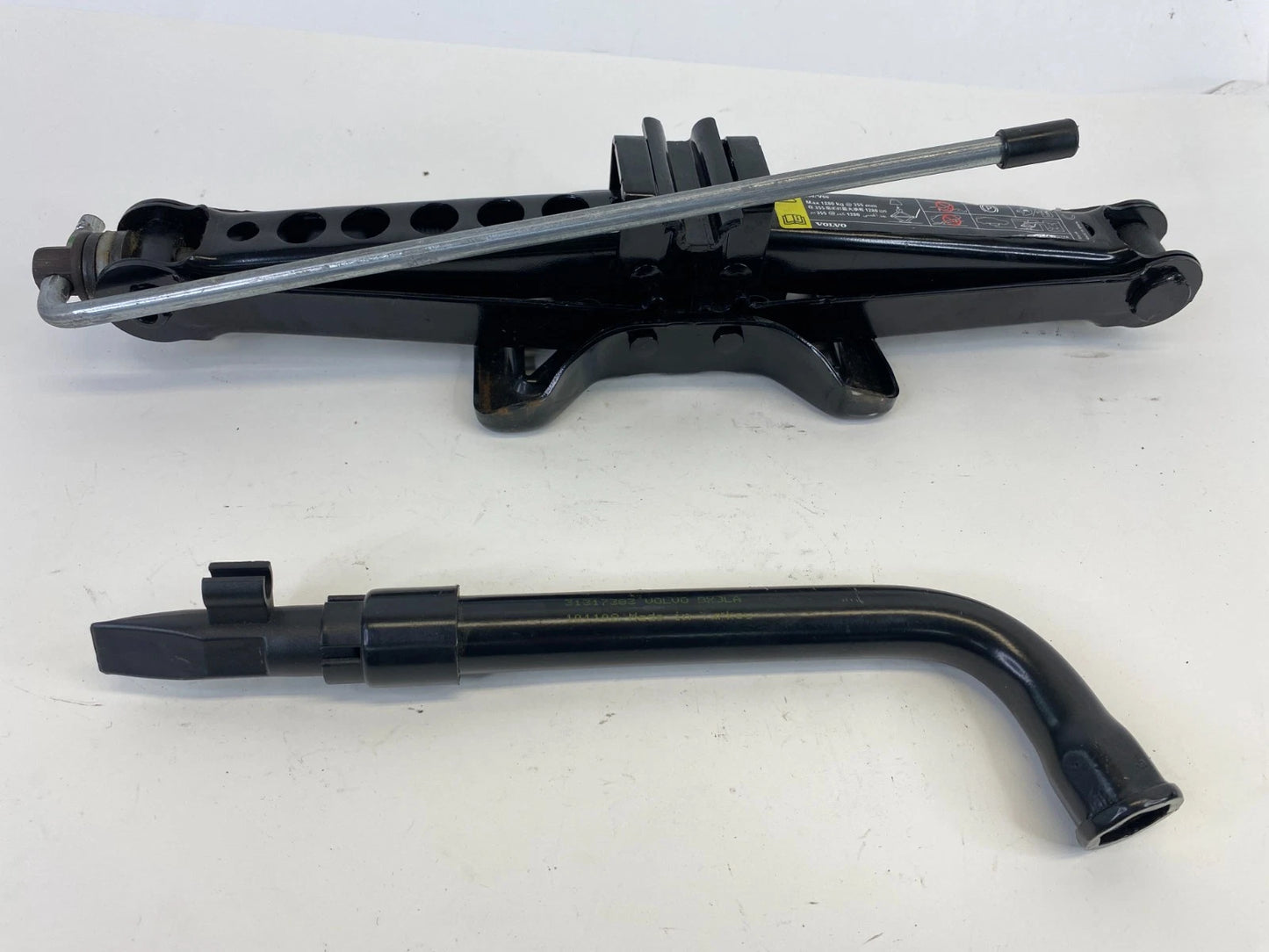 2011-2018 VOLVO S60 EMERGENCY SPARE TIRE KIT JACK & LUG WRENCH KIT SET OEM