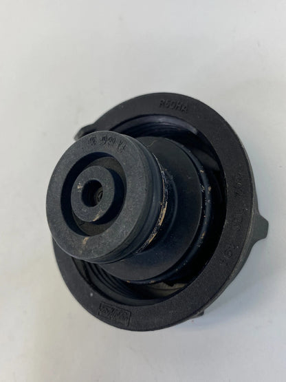 2008-2015 VOLVO XC70 3.2 RADIATOR COOLANT RESERVOIR TANK CAP LID