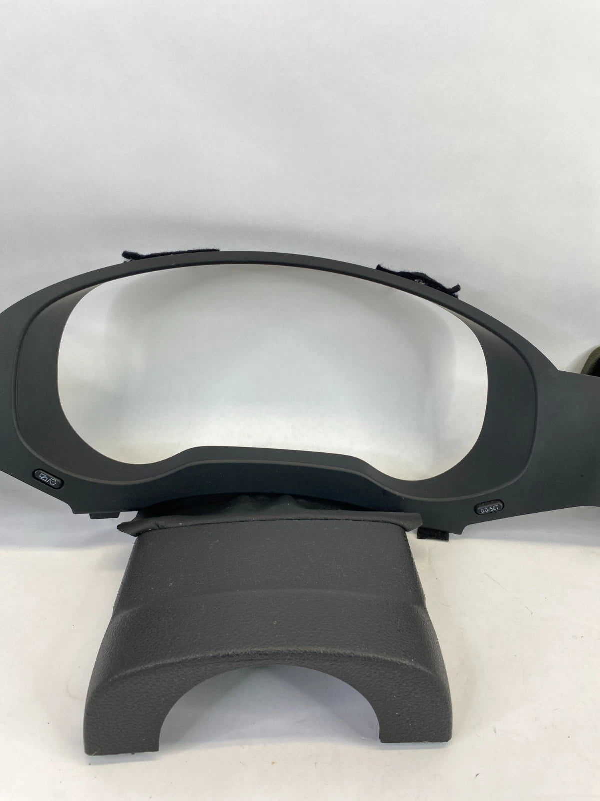 2011-2014 VW VOLKSWAGEN JETTA DASH CLUSTER SPEEDOMETER BEZEL COVER TRIM OEM