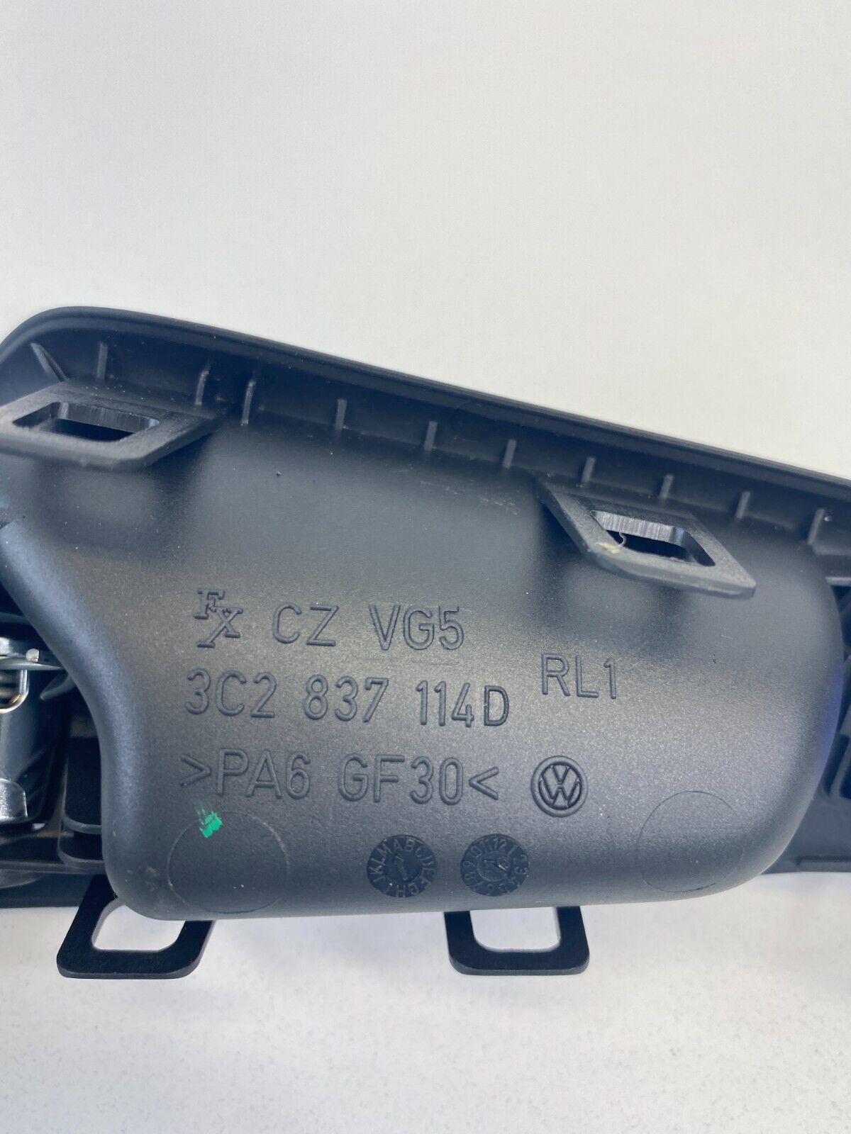 08-10 Volkswagen Passat Front Right Inner Door Handle w/ Lock Switch 3C2837114