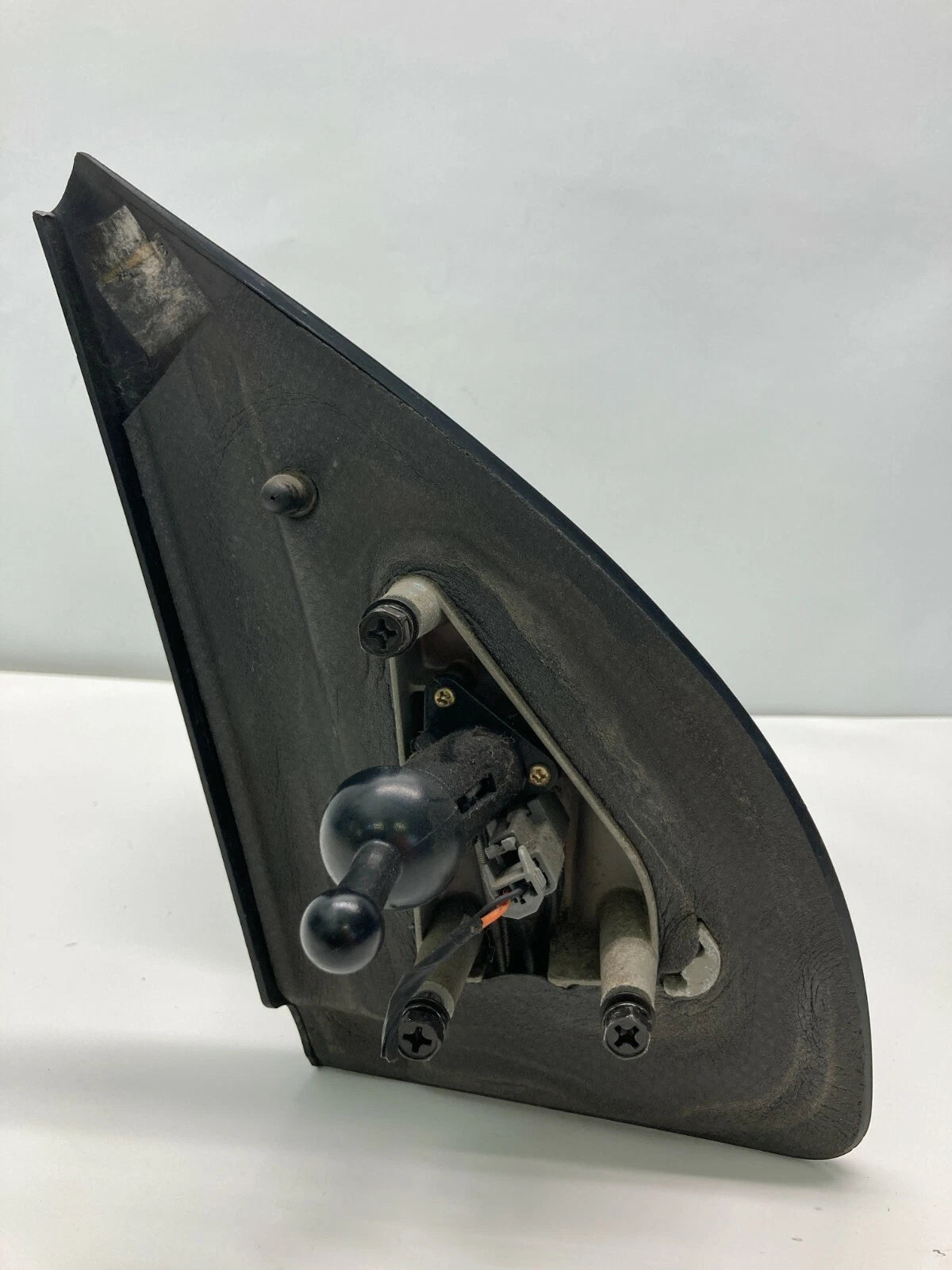 2004 2005 CHEVROLET AVEO FRONT LEFT DRIVER SIDE VIEW MANUAL DOOR MIRROR E1101575