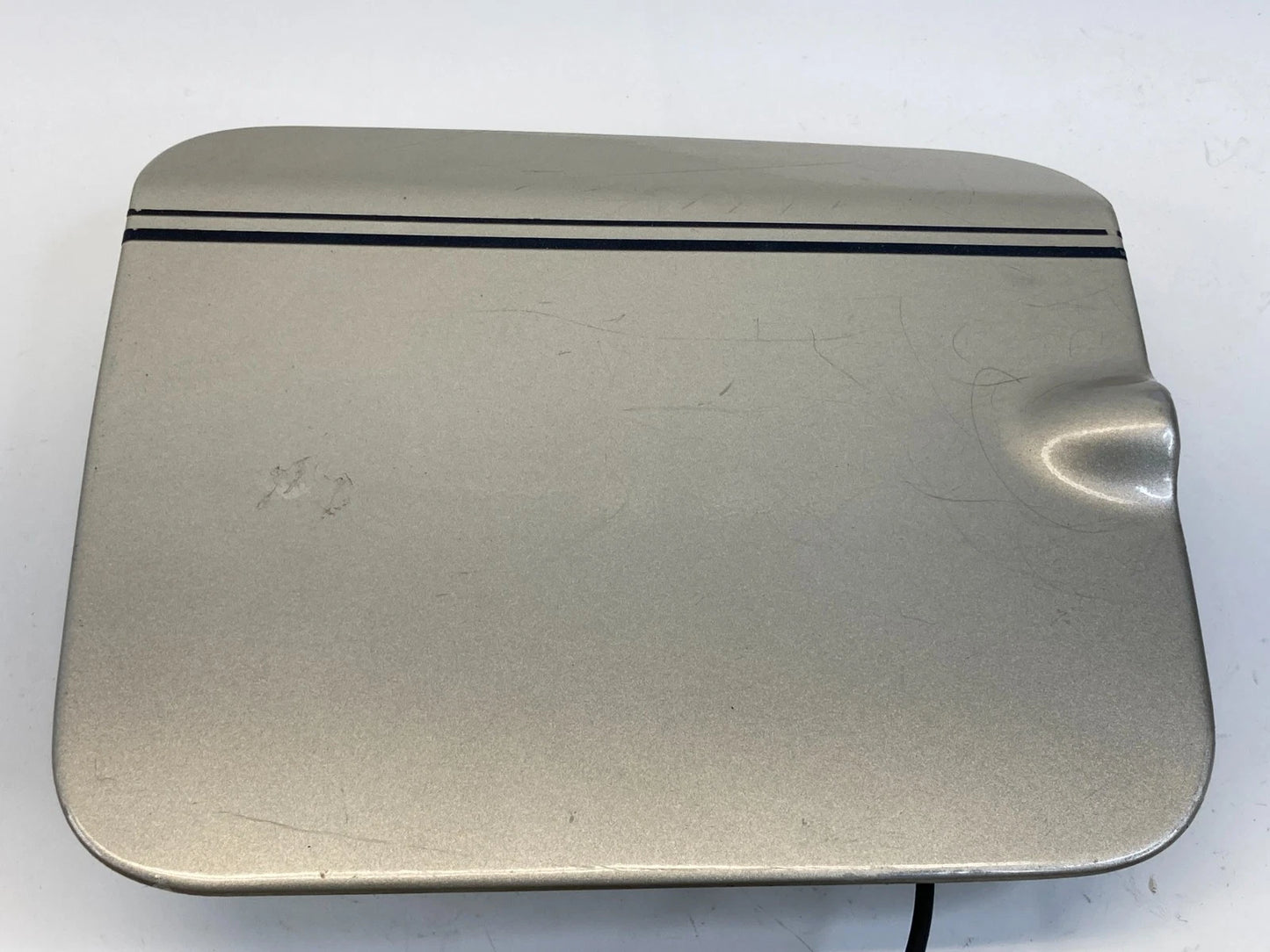 2006-2010 DODGE CHARGER FUEL FILLER GAS TANK DOOR COVER LID W/ CAP OEM