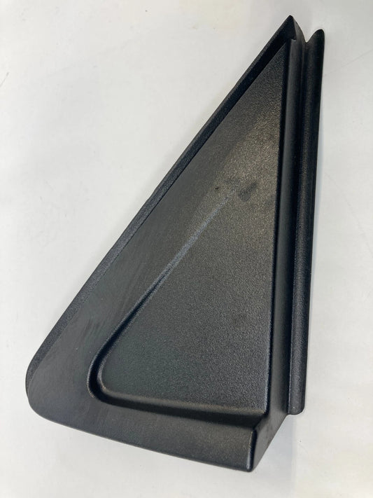 2011-2016 HYUNDAI ELANTRA REAR RIGHT EXTERIOR APPLIQUE CORNER COVER 87820-3X000