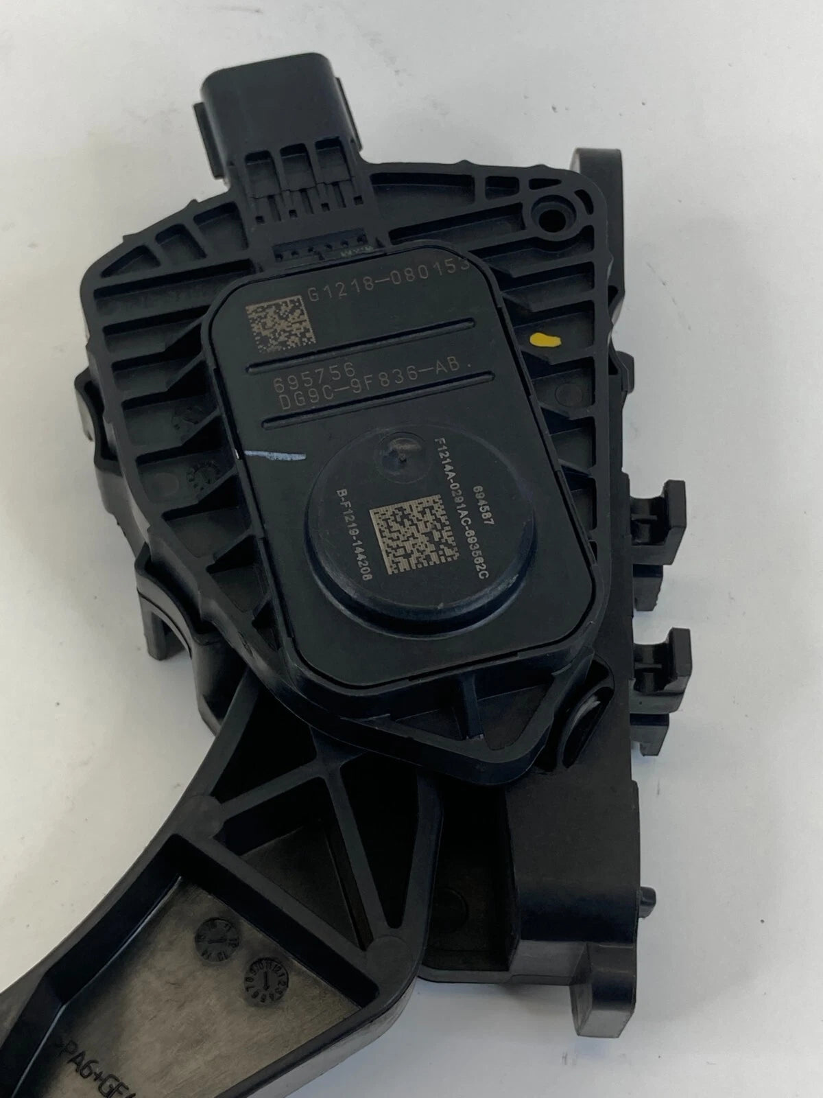 2013-2020 FORD FUSION GAS ACCELERATOR PEDAL THROTTLE CONTROL DG9C-9F836-AB OEM