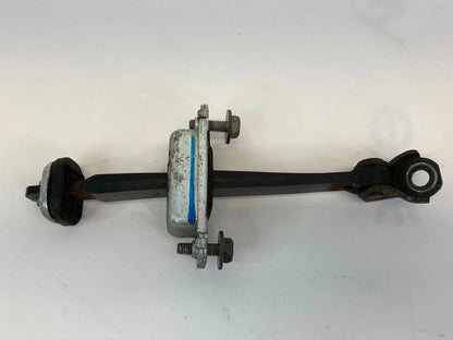 2008 2009 2010 SATURN VUE FRONT RIGHT SIDE DOOR CHECK STOP STOPPER DETENT OEM