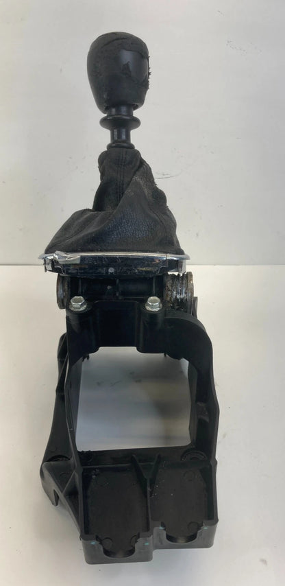 11 12 CHEVY CRUZE 1.8L MANUAL TRANS GEAR SHIFTER LEVER ASSY W KNOB 25183806 OEM