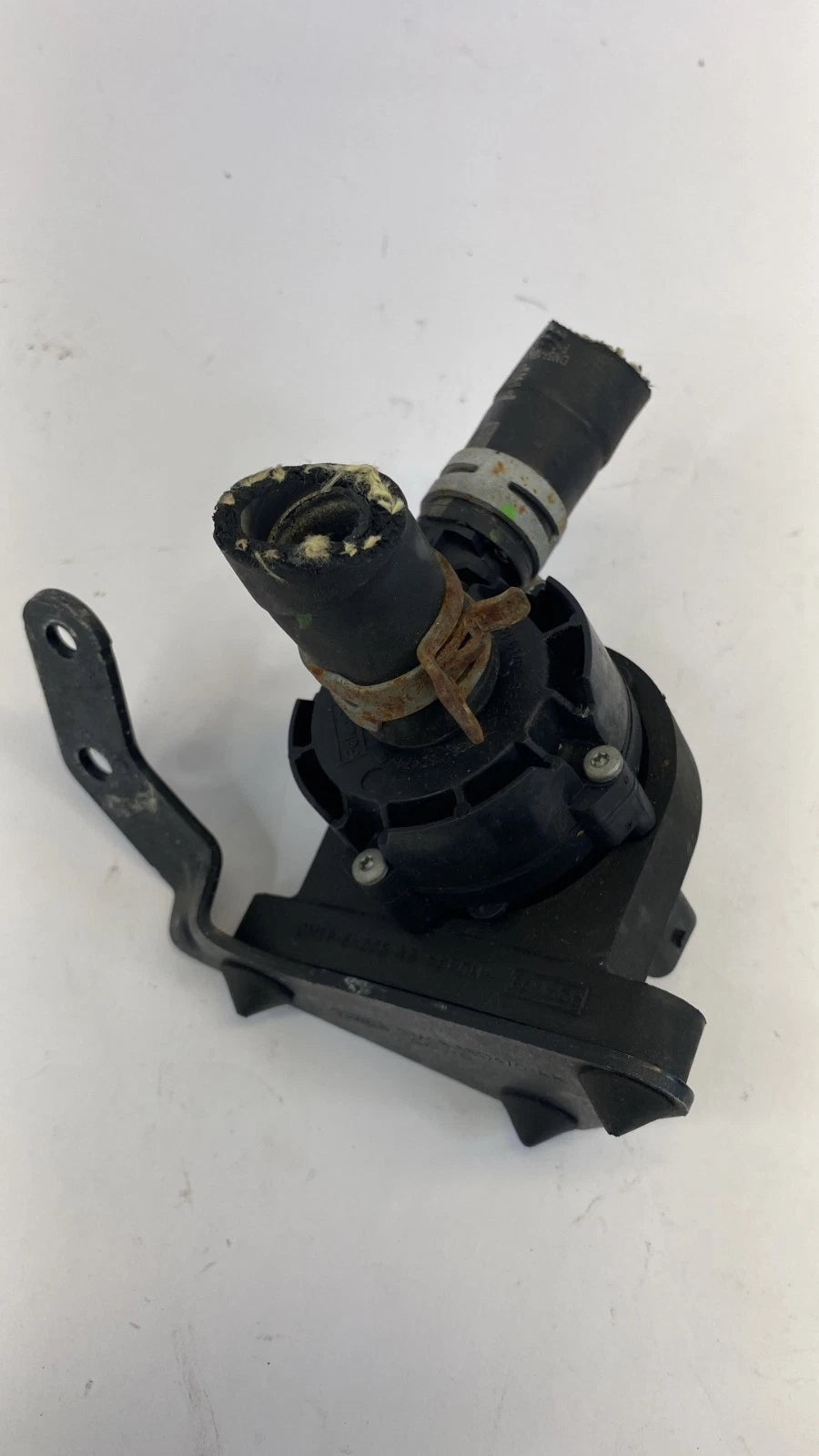 2013-2018 FORD C-MAX ENERGI HYBRID AUXILIARY COOLANT WATER PUMP OEM DM5818D473AB