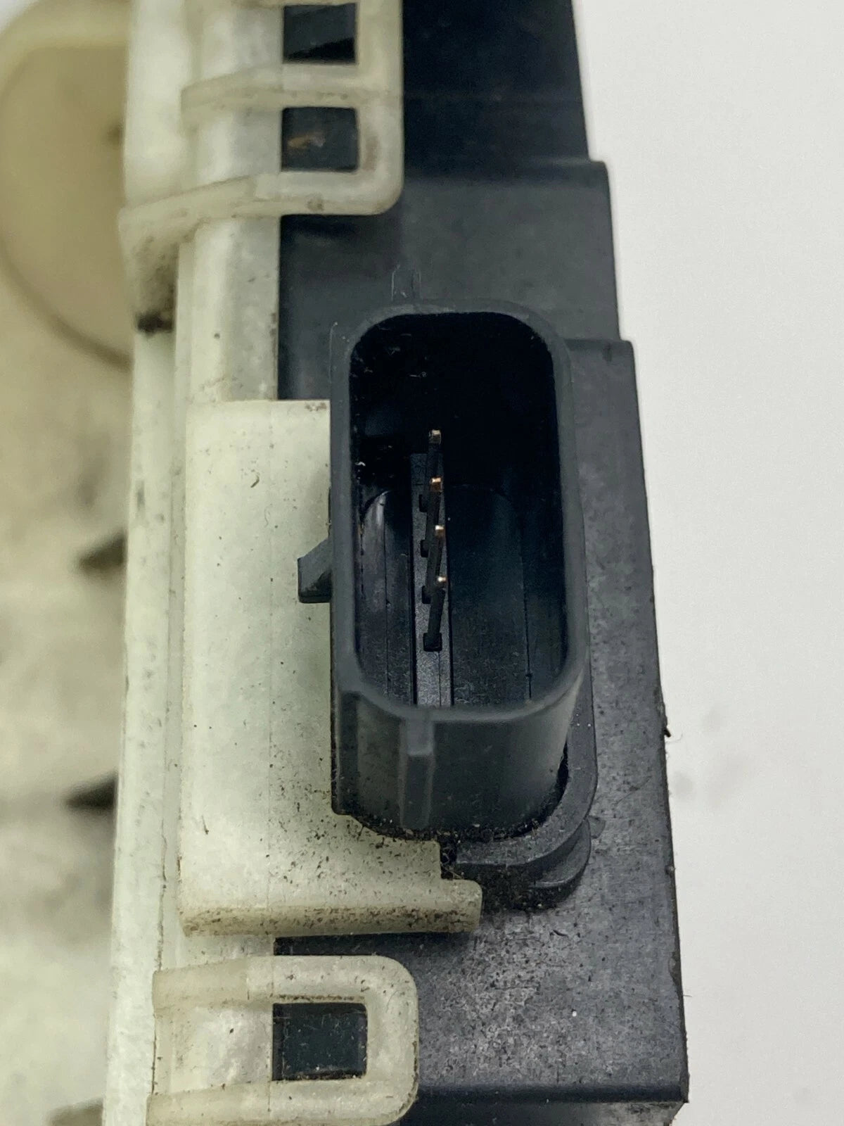 2008-2012 FORD ESCAPE REAR LEFT POWER DOOR LOCK LATCH ACTUATOR OEM 8L8478264A01