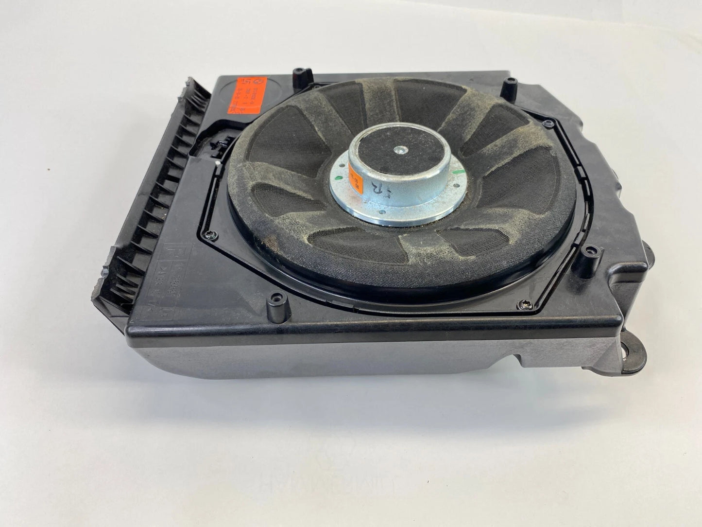 2004-2007 BMW 530I 525I RIGHT CENTRAL BASS RIGHT SUBWOOFER SPEAKER 65136919358