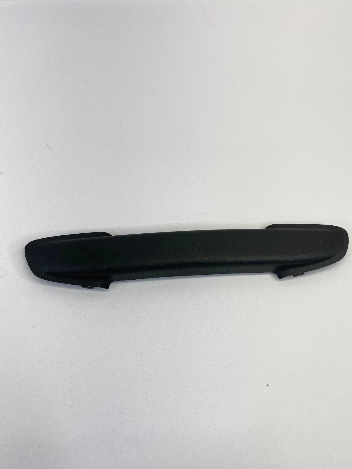 2012-2018 FORD FOCUS HATCHBACK RIGHT EXTERIOR DOOR HANDLE BEZEL S16889719 OEM