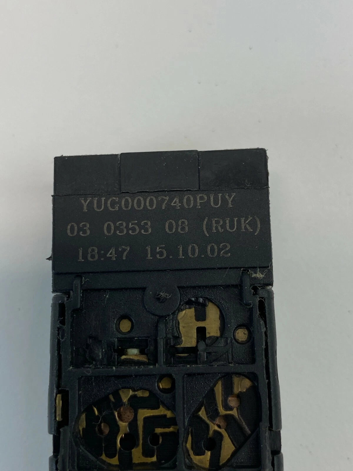 2003 2004 LAND ROVER DISCOVERY HILL DESCENT CONTROL SWITCH BUTTON YUG000740PUY