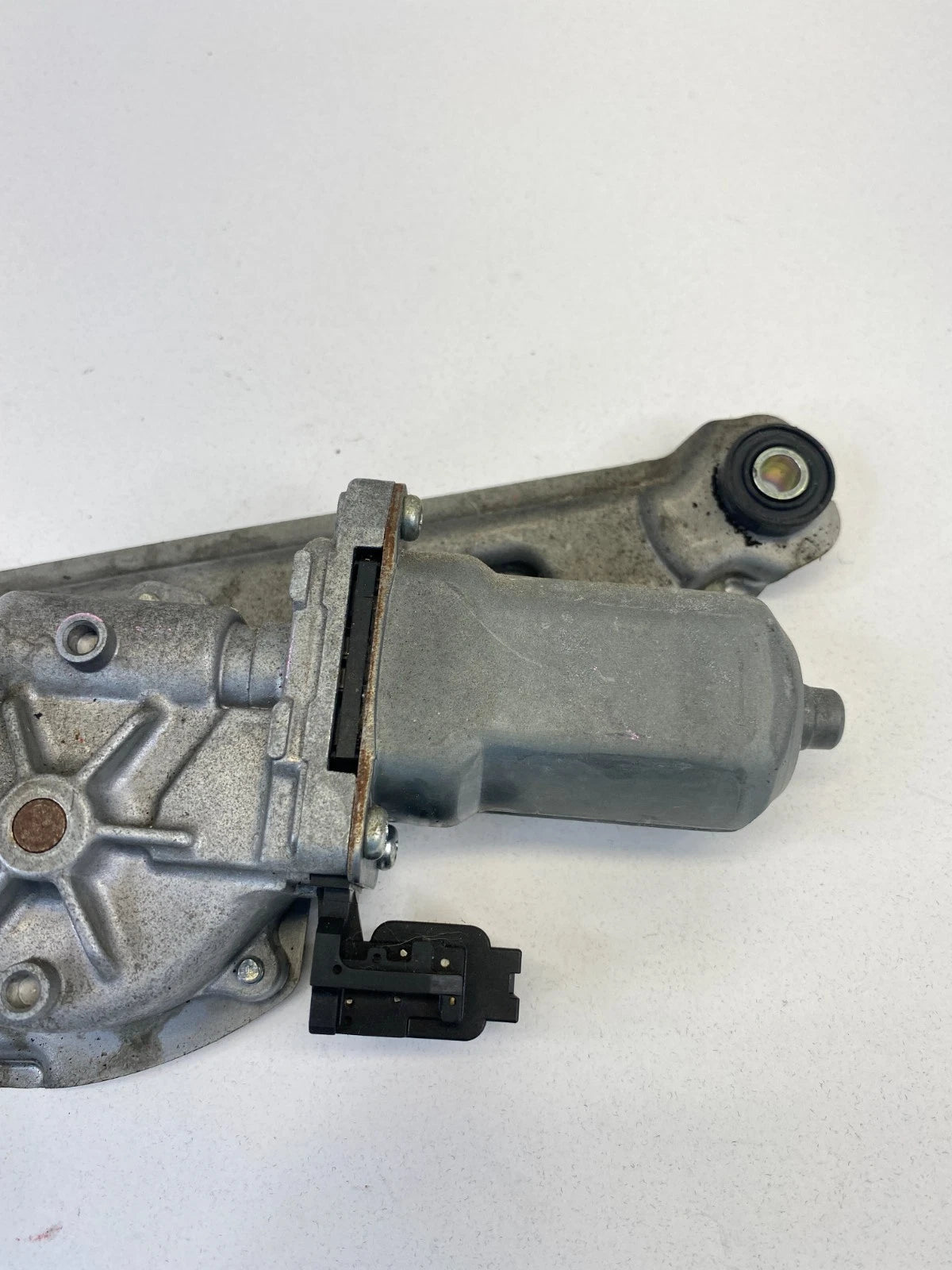 09-20 DODGE JOURNEY REAR TAILGATE TRUNK WINDSHIELD WIPER MOTOR 05178201AC OEM