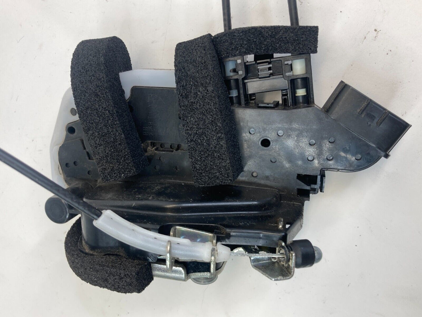 2011-2017 Nissan Juke Front Right Side Door Lock Latch Release Actuator OEM