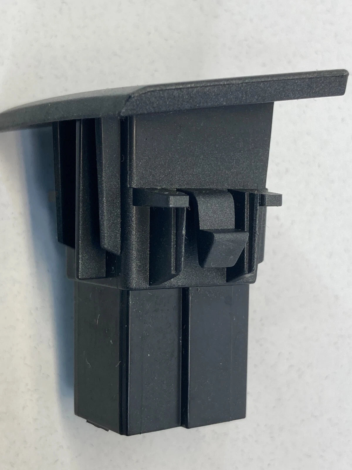 2010-2019 LINCOLN MKT FRONT CENTER DASH BEZEL BLANK COVER AE93-74044D82-A OEM