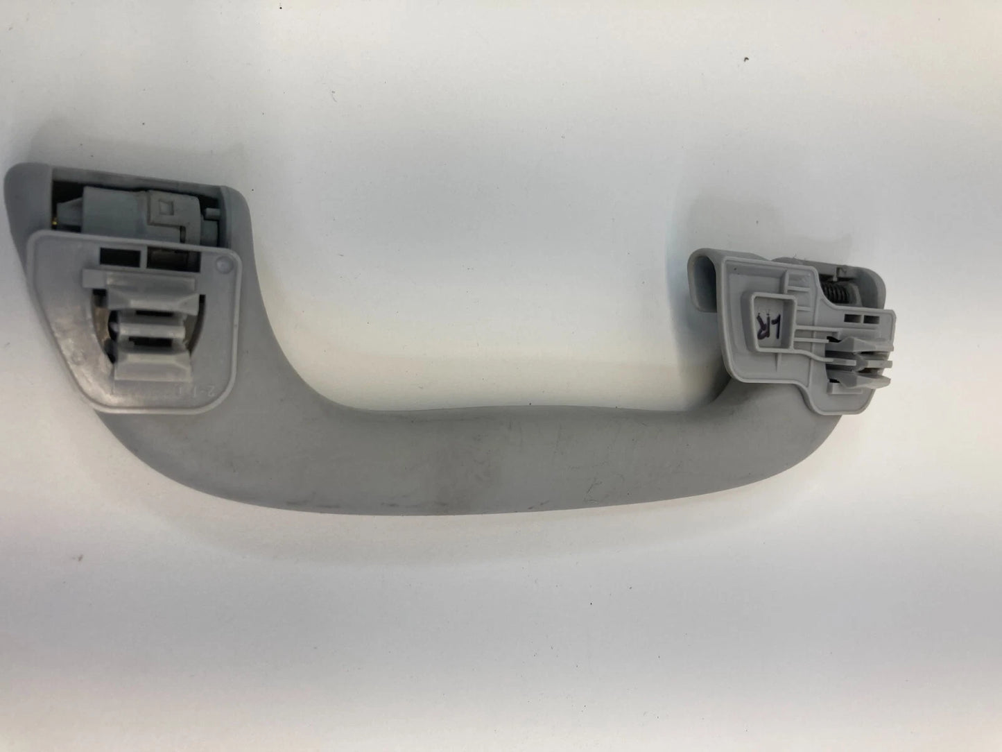 04-09 MAZDA 3 REAR LEFT DRIVER SIDE ROOF GRAB HANDLE ASSIST GRIP ASSEMBLY OEM