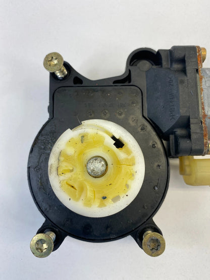 1999-2006 VOLVO S80 REAR LEFT SIDE BACK DOOR WINDOW MOTOR 130-821-777 OEM