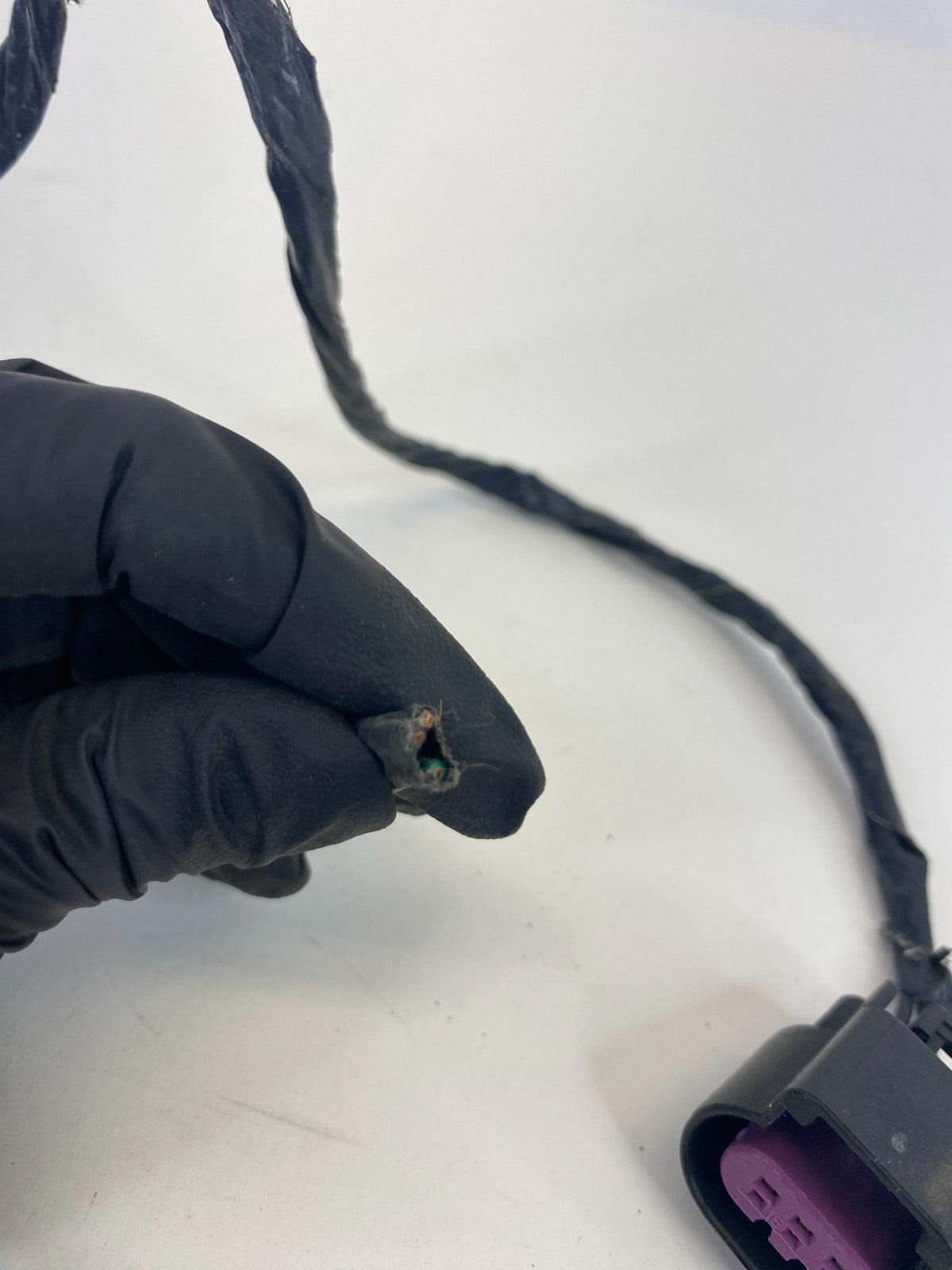 08-12 Buick Enclave Right Passenger Outer Taillight Wire Harness Plug Pigtail