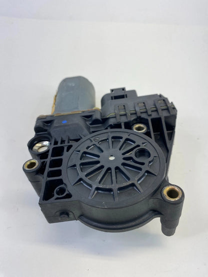 1998-2001 AUDI A6 QUATTRO FRONT RIGHT DOOR POWER WINDOW MOTOR 4B0959802D OEM