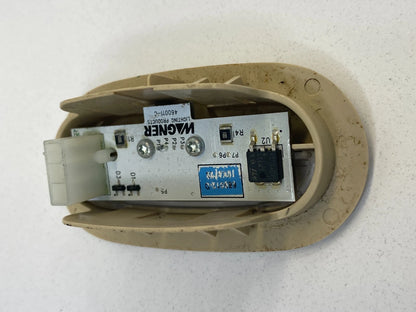 2008-2010 CHRYSLER TOWN & COUNTRY FRONT RIGHT SIDE DOOR COURTESY LIGHT LAMP