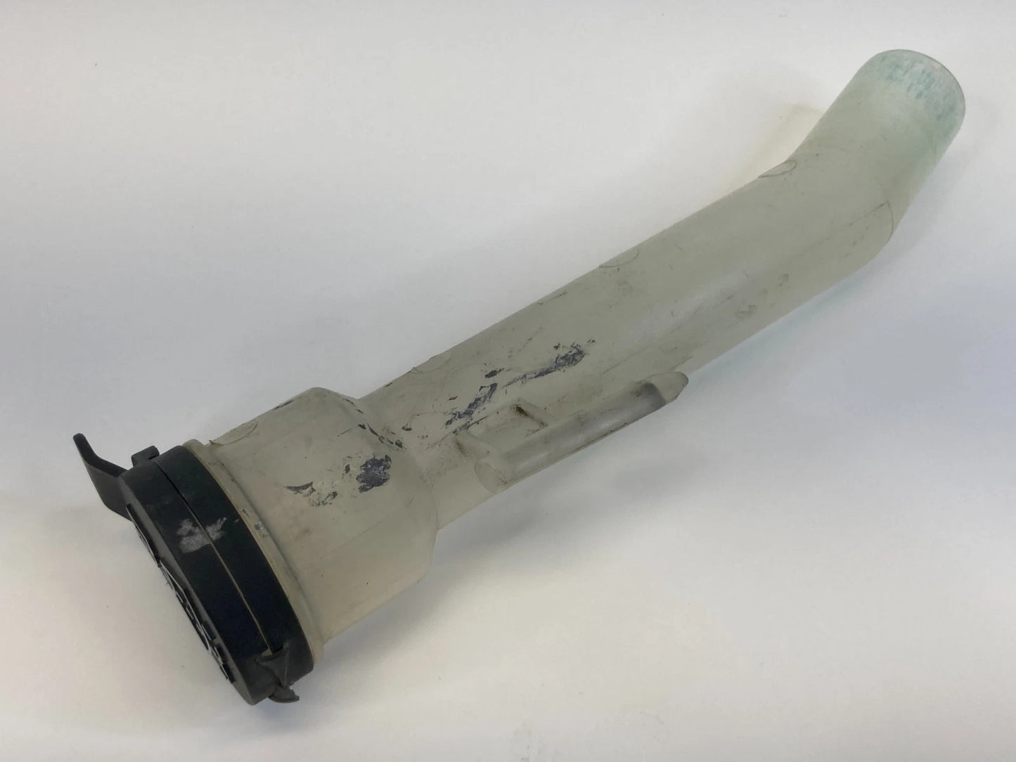 2011-2016 CHEVROLET CRUZE WINDSHIELD WASHER FLUID RESERVOIR TUBE CAP 95980613