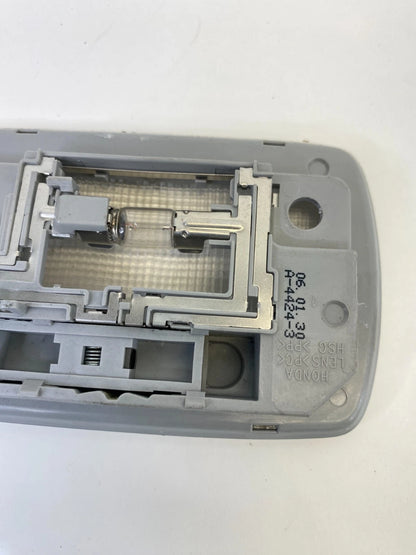2005-2010 HONDA ODYSSEY OVERHEAD REAR CENTER DOME ROOF MAP LIGHT LAMP OEM