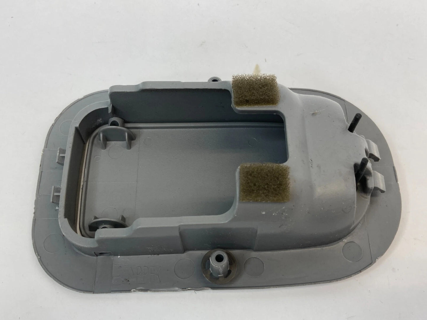07 08 09 10 HYUNDAI ELANTRA SEDAN REAR SEAT CHILD ANCHOR TRIM COVER CAP OEM