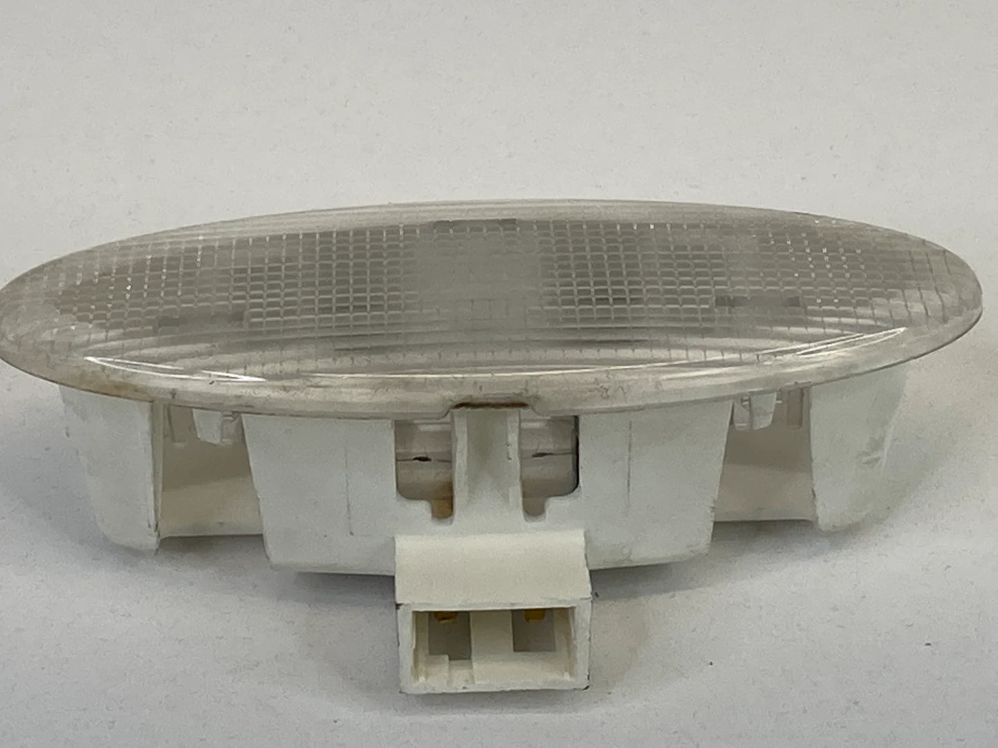 2001-2008 CHRYSLER TOWN & COUNTRY FRONT LEFT DOOR LIGHT COURTESY LAMP 04685676AA