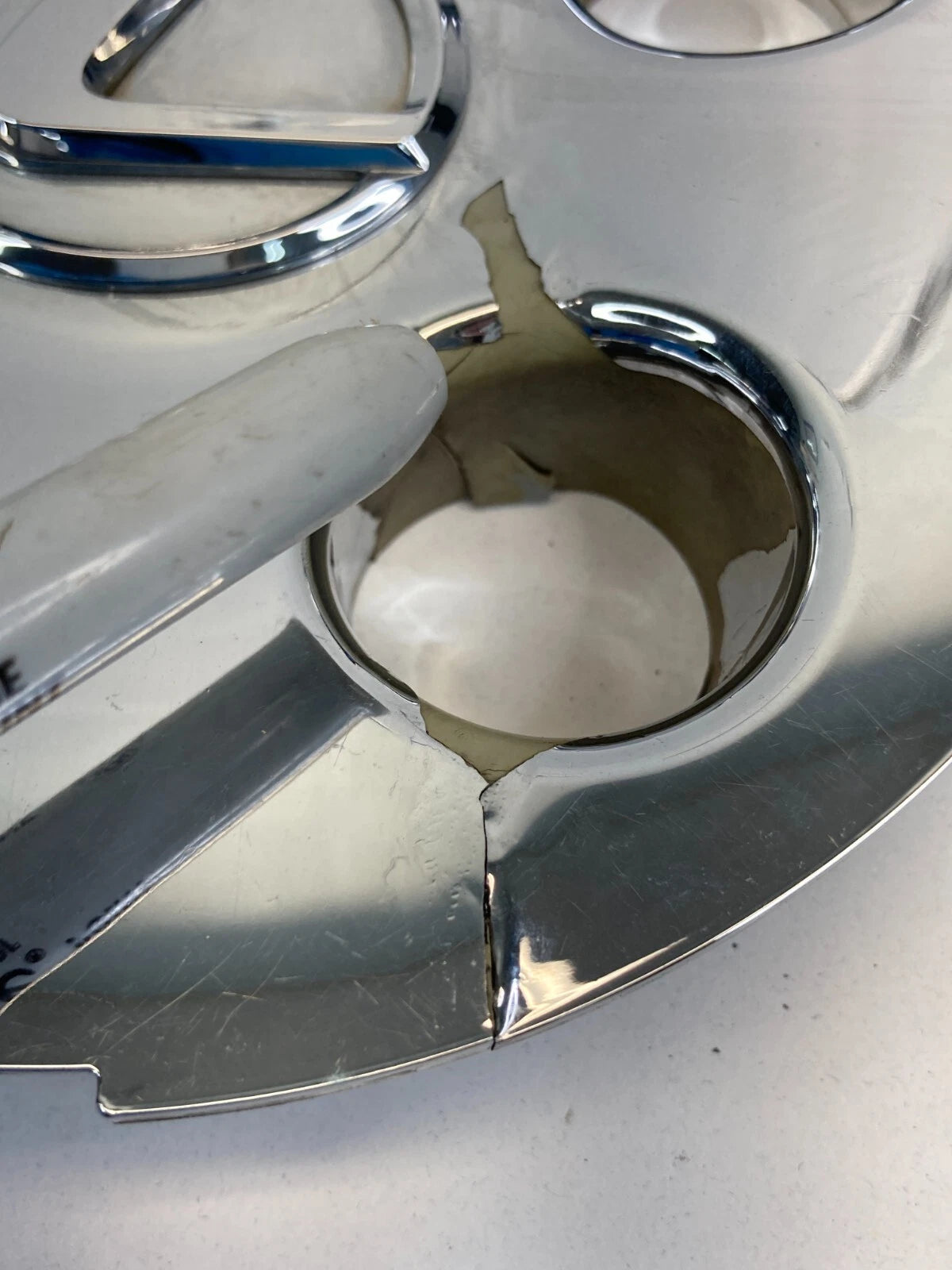 1993 1994 LEXUS LS400 WHEEL COVER CENTER CAP HUBCAP HUB CAP OEM