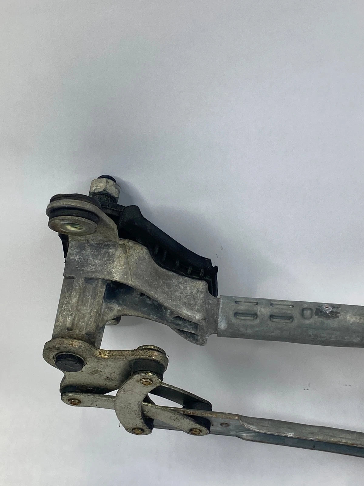 2006-2011 HONDA CIVIC COUPE FR WINDSHIELD WIPER MOTOR TRANSMISSION & LINKAGE OEM