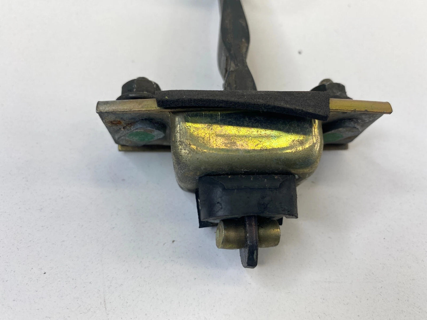 1997-2001 TOYOTA CAMRY SEDAN REAR RIGHT SIDE DOOR CHECK STOPPER HINGE DETENT OEM