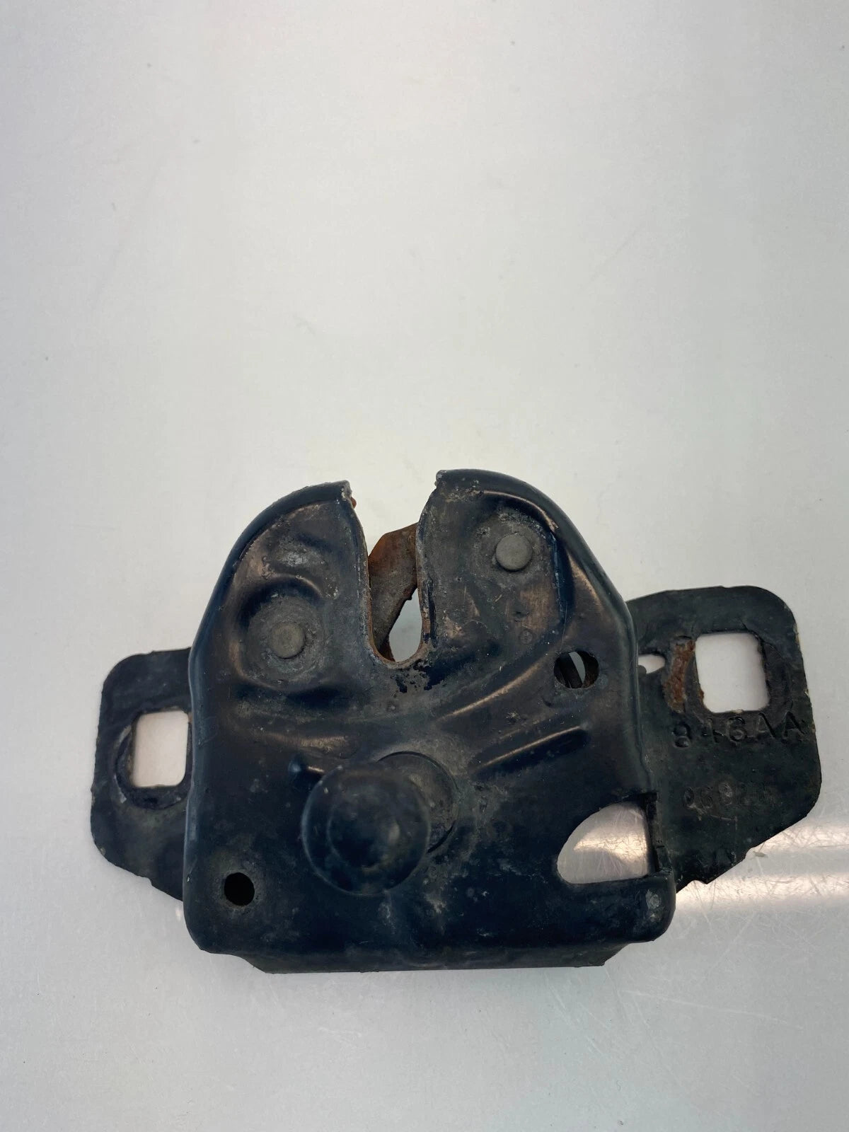 2008-2015 RAM C/V 08-16 TOWN & COUNTRY LATCH LOCK RELEASE ACTUATOR ASSEMBLY OEM