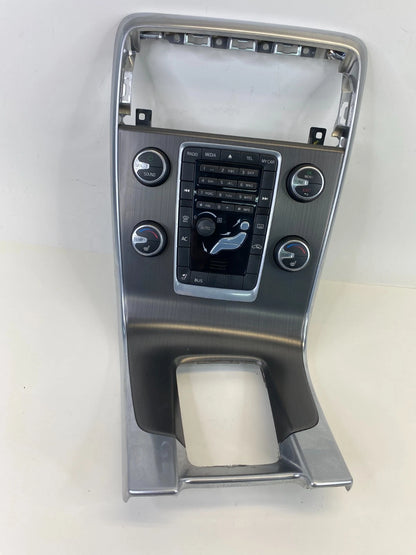 11-18 VOLVO S60 CENTER CONSOLE CLIMATE & RADIO CONTROL PANEL W/ BEZEL 8632427