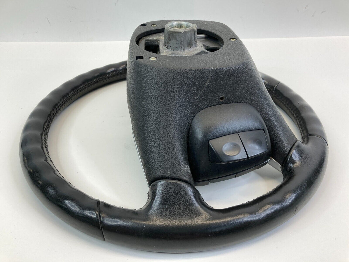 09-12 Chevrolet Traverse Steering Wheel w/ Button Radio Volume & Cruise Control