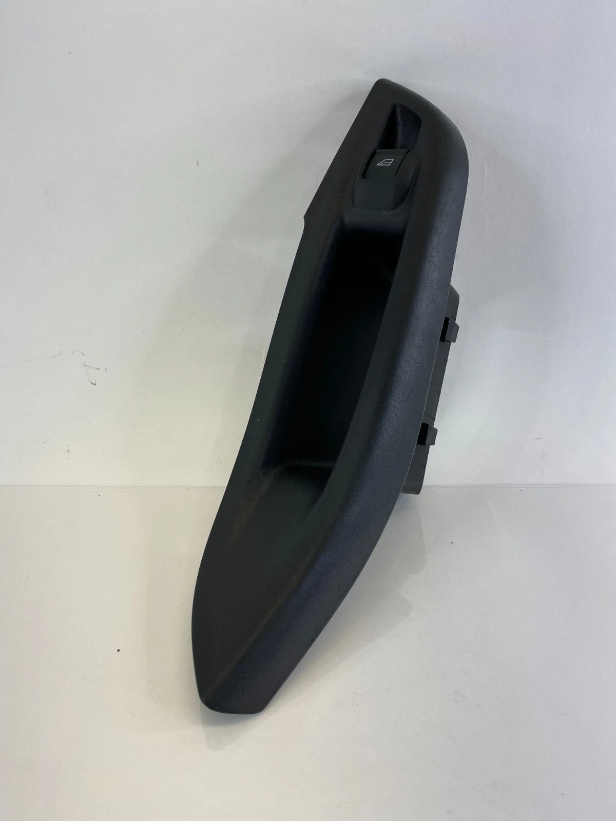 12-18 FORD FOCUS REAR LEFT WINDOW BUTTON CONTROL SWITCH W/ TRIM BM51-A237W21-BBW